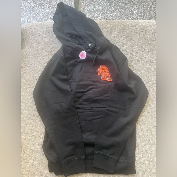 Anti Social Social Club Quest For Love Hoodie - Picture 2 of 3